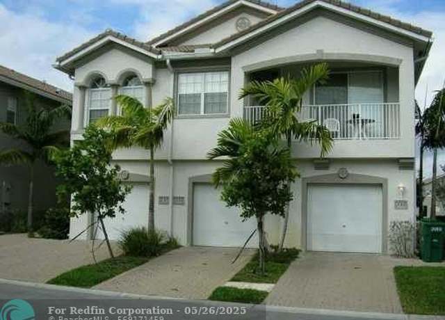 Property at 3261 Laurel Ridge Cir, Riviera Beach, FL 33404, 2 beds, 2.5 baths