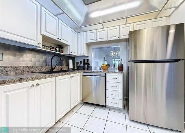 Property at 2309 S Cypress Bend Dr #515, Pompano Beach, FL 33069, 2 beds, 2 baths