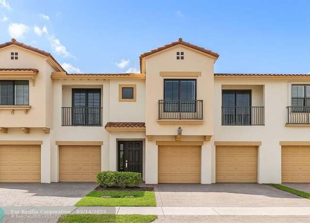 Property at 4716 N Grand Cypress Cir N #4716, Coconut Creek, FL 33073, 3 beds, 2.5 baths