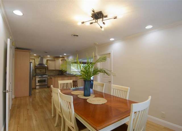 Property at 1720 NE 57th St, Fort Lauderdale, FL 33334, 3 beds, 2 baths