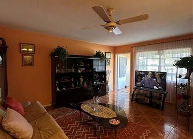 Property at 5300 Washington St Unit B225, Hollywood, FL 33021, 1 bed, 1 bath