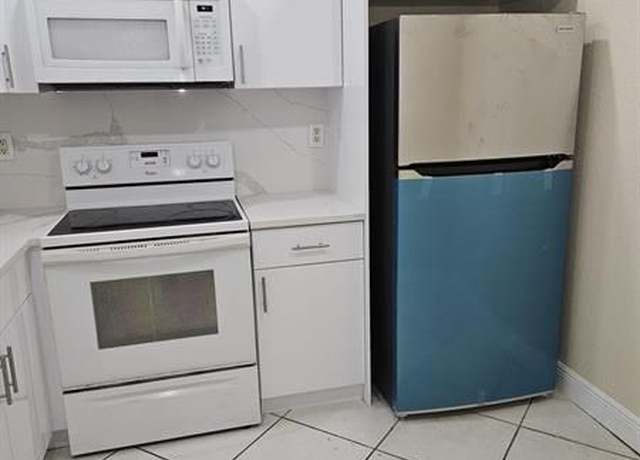 Property at 5665 W 20th Ave #413, Hialeah, FL 33012, 1 bed, 1 bath