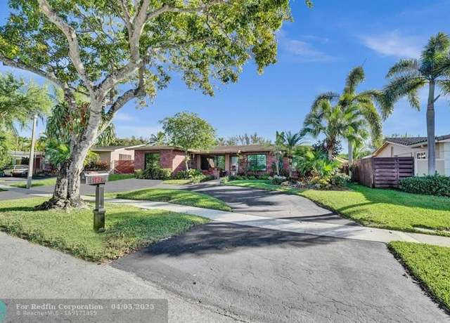 Property at 1931 NW 104th Ave, Pembroke Pines, FL 33026, 4 beds, 2 baths