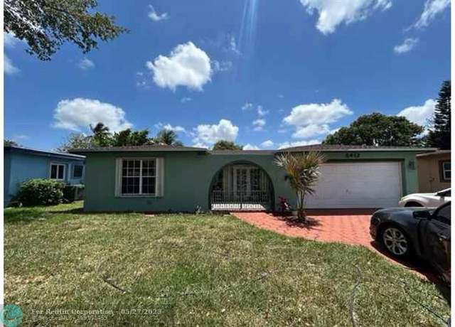 Property at 8412 Windsor Dr, Miramar, FL 33025, 3 beds, 2.5 baths