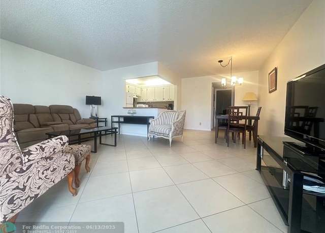 Property at 27 Newport B #27, Deerfield Beach, FL 33442, 1 bed, 1.5 baths