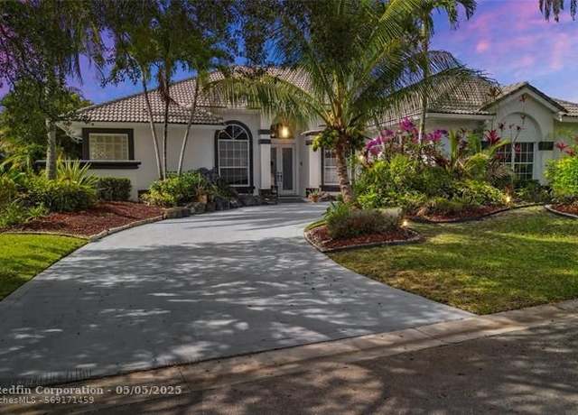 Property at 4964 NW 108th Ter, Coral Springs, FL 33076, 4 beds, 3 baths