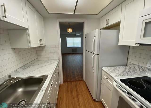 Property at 1150 E Sample Rd #110, Pompano Beach, FL 33064, 1 bed, 1 bath