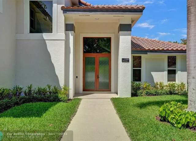 Property at 11309 Port St, Cooper City, FL 33026, 5 beds, 3.5 baths