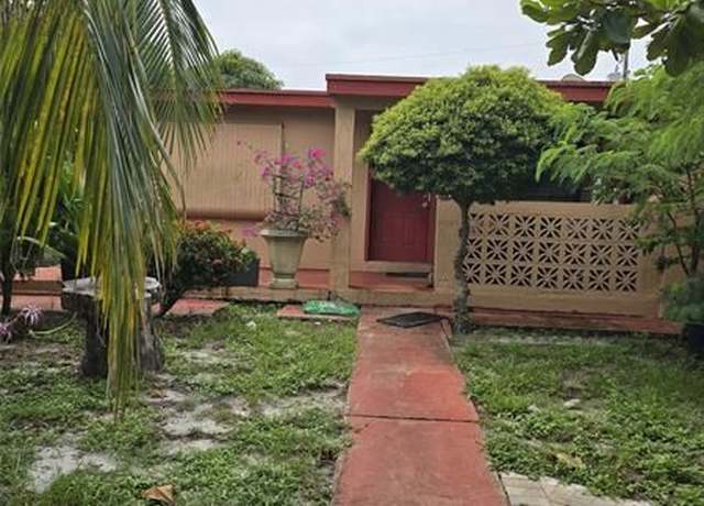 Property at 530 Wilkinson Rd, Lantana, FL 33462, 3 beds, 2 baths