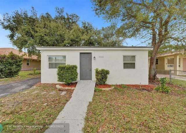 Property at 5025 SW 22nd St, Hollywood, FL 33023, 3 beds, 2 baths