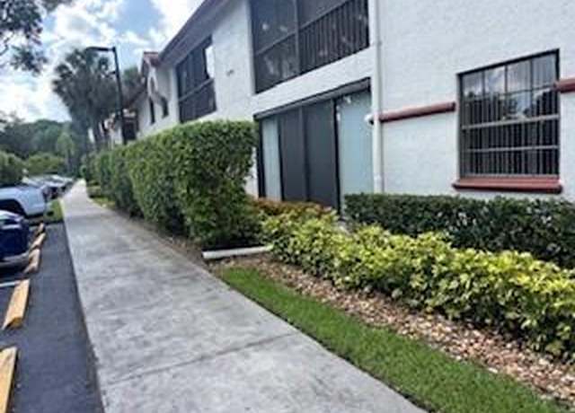 Property at 5169 Brisata Cir Unit h, Boynton Beach, FL 33437, 3 beds, 2 baths