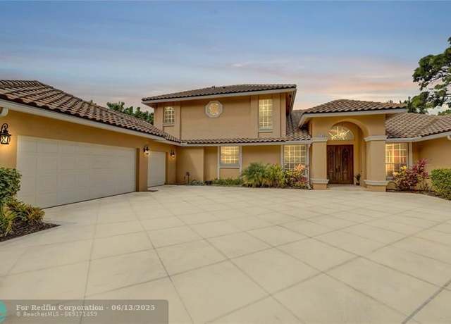 Property at 174 N River Dr, Jupiter, FL 33458, 5 beds, 3 baths
