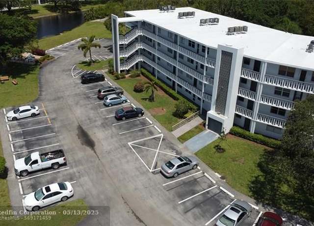 Property at 2071 Oakridge F #2071, Deerfield Beach, FL 33442, 2 beds, 2 baths