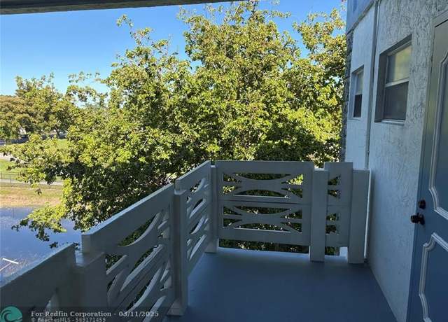 Property at 4050 NW 42nd Ave #415, Lauderdale Lakes, FL 33319, 1 bed, 1.5 baths