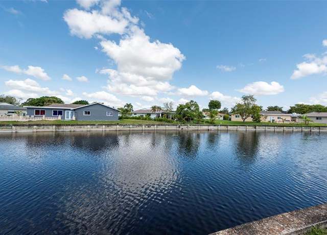 Property at 6429 Pinehurst Cir W Unit c24, Fort Lauderdale, FL 33321, 2 beds, 2 baths