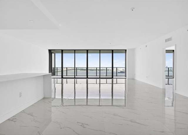 Property at 700 NE 24th St #5202, Miami, FL 33131, 4 beds, 5.5 baths