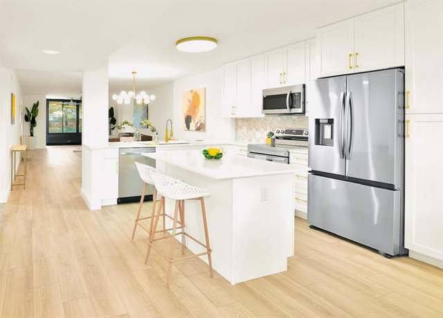 Property at 15461 Pembridge 112 Dr #112, Delray Beach, FL 33484, 2 beds, 2 baths