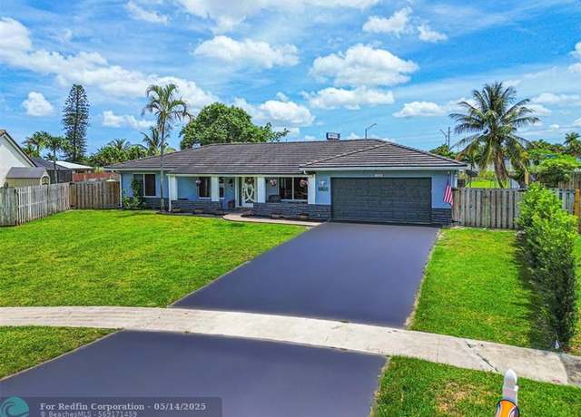 Property at 7050 SW 20th St, Plantation, FL 33317, 4 beds, 2.5 baths