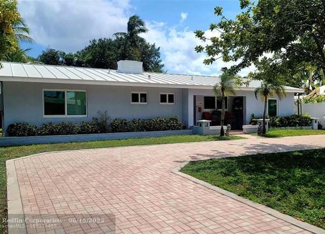 Property at 274 Tropic Dr, Lauderdale By The Sea, FL 33308, 3 beds, 2.5 baths