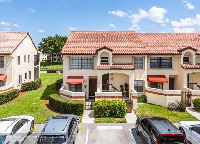 Property at 801 Freedom Ct #801, Deerfield Beach, FL 33442, 3 beds, 2 baths