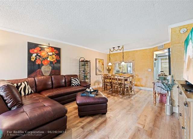Property at 2809 Florida Blvd #108, Delray Beach, FL 33483, 2 beds, 2 baths