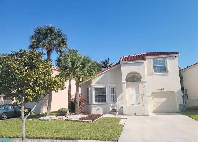 Property at 15319 NW 7th St, Pembroke Pines, FL 33028, 3 beds, 2.5 baths