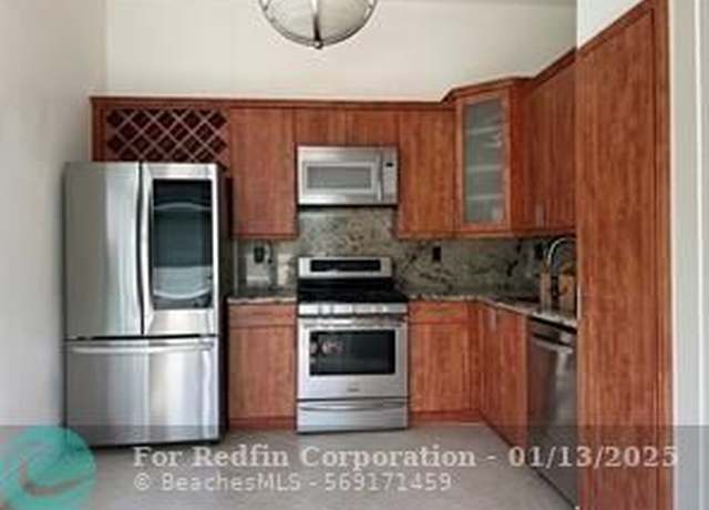 Property at 9880 Red Heart Ln, Tamarac, FL 33321, 3 beds, 2 baths