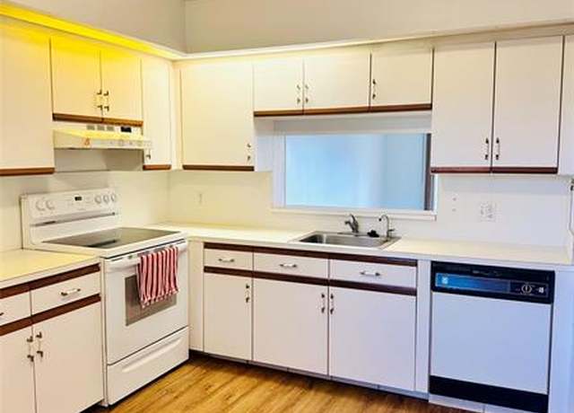 Property at 12500 SW 5th Ct #410, Hollywood, FL 33027, 2 beds, 2 baths