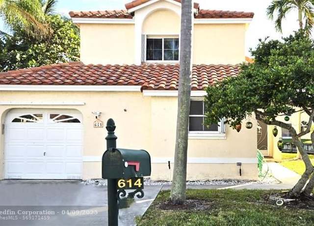 Property at 614 Trafalgar Ct, Dania, FL 33004, 3 beds, 2.5 baths