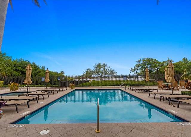 Property at 515 Via Villagio, Hypoluxo, FL 33462, 3 beds, 2.5 baths