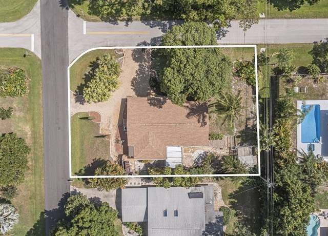 Property at 3535 13th St, Vero Beach, FL 32960, 3 beds, 2 baths