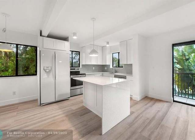 Property at 1125 S Flagler Ave #515, Pompano Beach, FL 33060, 2 beds, 2 baths
