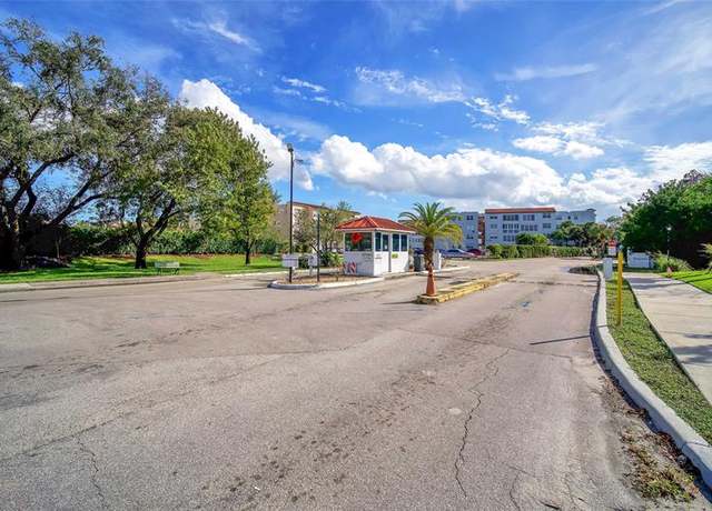 Property at 2850 Somerset Dr Unit 316L, Lauderdale Lakes, FL 33311, 2 beds, 2 baths