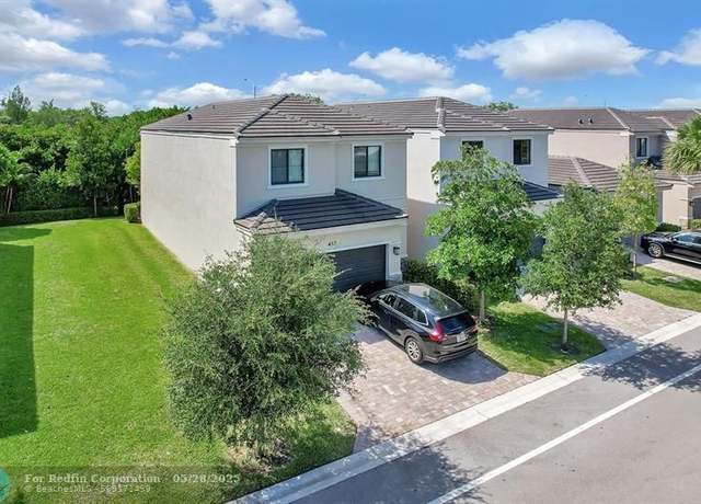 Property at 453 NW 36th Ave, Pompano Beach, FL 33069, 4 beds, 2.5 baths
