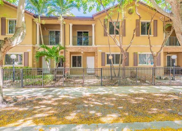 Property at 11368 SW 230th Ter, Miami, FL 33170, 4 beds, 2.5 baths