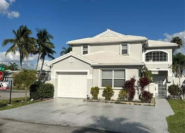 Property at 4753 SW 154th Ct, Miami, FL 33185, 4 beds, 3 baths