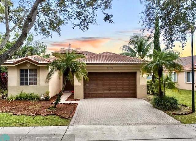 Property at 6330 Osprey Ter, Coconut Creek, FL 33073, 4 beds, 2.5 baths