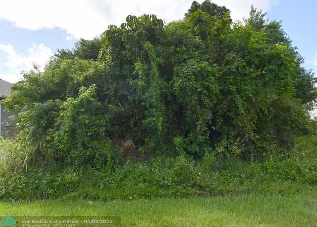 Property at 432 SE Starflower Ave, Port St. Lucie, FL 34983