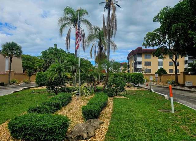 Property at 4172 Inverrary Dr #410, Lauderhill, FL 33319, 2 beds, 2 baths