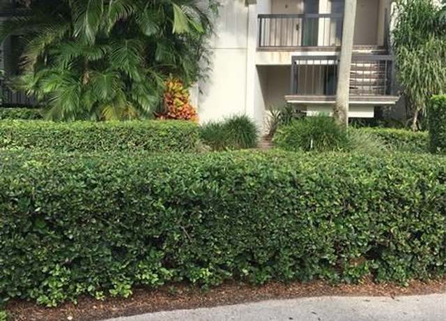 Property at 2303 Bridgewood Dr #2323, Boca Raton, FL 33434, 2 beds, 2.5 baths
