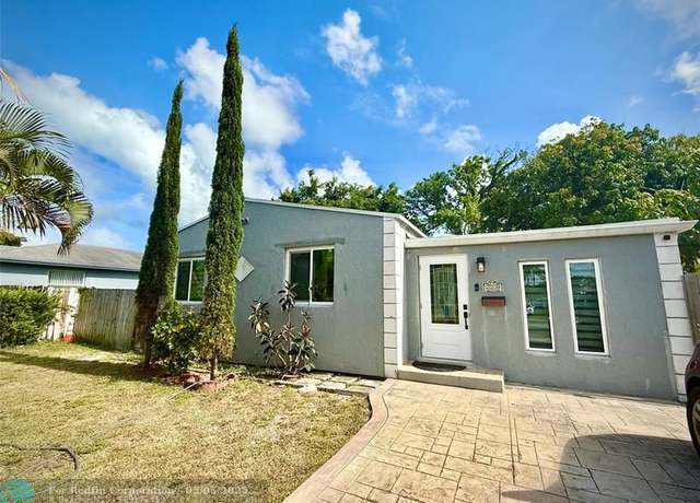 Property at 2110 Rodman St, Hollywood, FL 33020, 3 beds, 3 baths