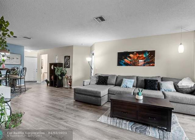 Property at 4161 Coral Tree Cir #261, Coconut Creek, FL 33073, 3 beds, 2 baths
