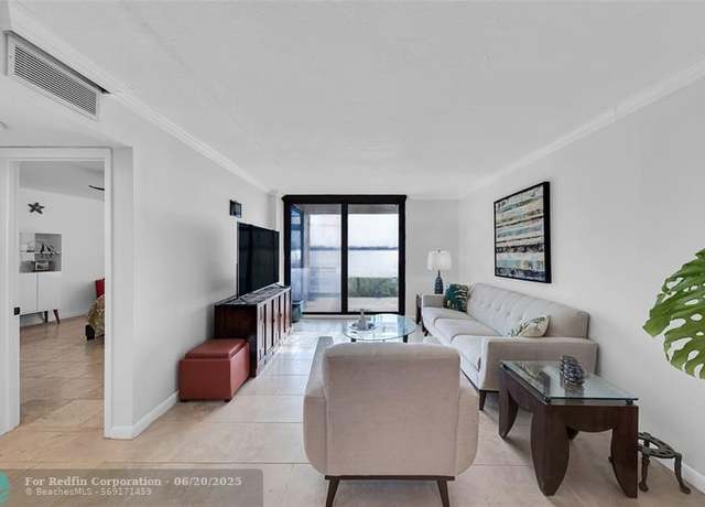 Property at 111 Lake Emerald Dr #105, Oakland Park, FL 33309, 2 beds, 2 baths