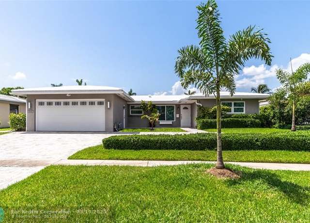 Property at 911 SE 5th Ave, Pompano Beach, FL 33060, 3 beds, 2 baths
