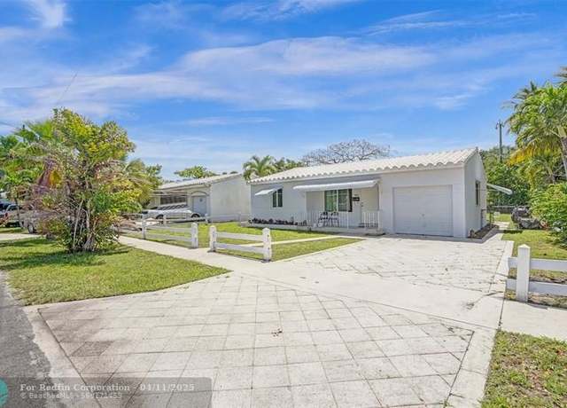Property at 309 SW 13th St, Dania, FL 33004, 2 beds, 1 bath