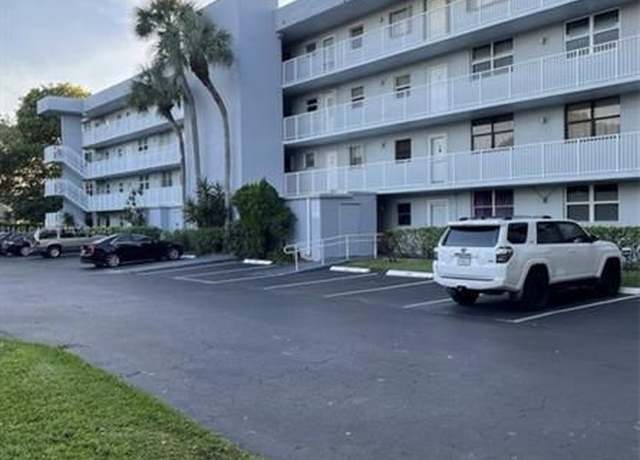 Property at 106 Royal Park Dr Unit 3C, Oakland Park, FL 33309, 2 beds, 2 baths