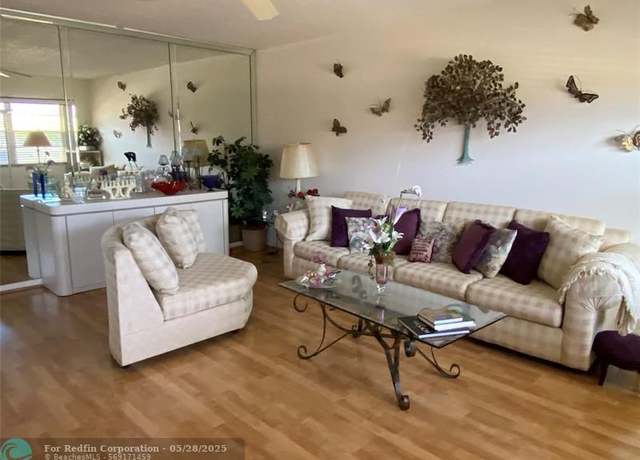 Property at 211 Richmond A #211, Deerfield Beach, FL 33442, 2 beds, 2 baths