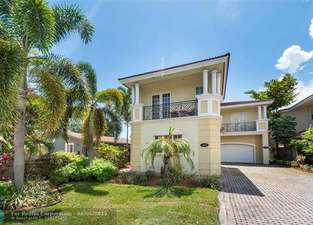 Property at 1400 NE 24 St #1400, Wilton Manors, FL 33305 1314, 3 beds, 2.5 baths