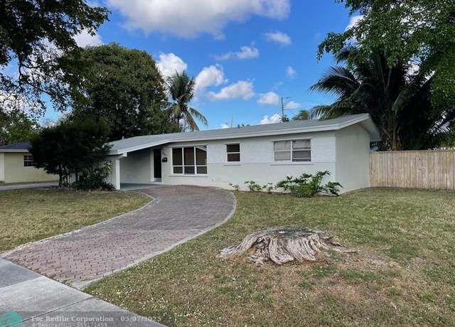 Property at 901 N 46th Ave, Hollywood, FL 33021, 3 beds, 2 baths