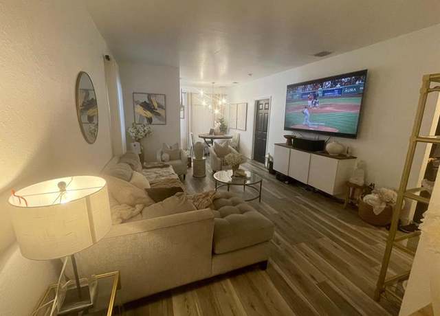 Property at 2615 NE 4th St #101, Homestead, FL 33033, 3 beds, 2 baths